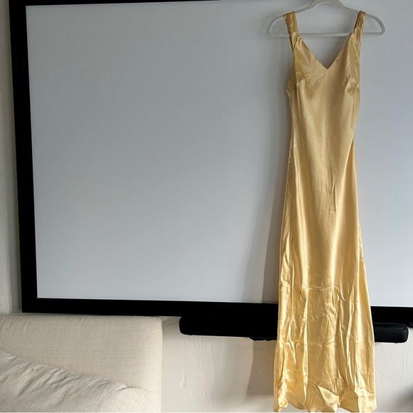 Anthropologie Sleeveless V-Neck Midi Slip Dress Size Small in Golden Canary - Picture 8 of 10